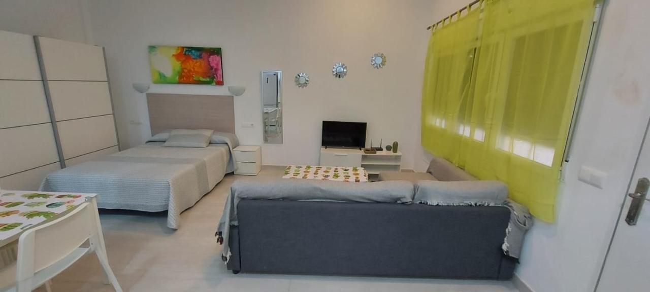 La Paloma Apartment Malaga Bagian luar foto